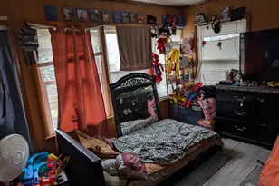 920 Augusta Ave, Elgin, IL 60120 - Photo 10