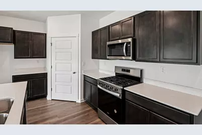 2522 Redwood Trail, Wonder Lake, IL 60097 - Photo 6