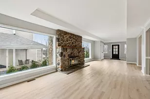 21688 W Ravine Dr, Lake Zurich, IL 60047 - Photo 4