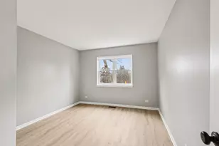 21688 W Ravine Dr, Lake Zurich, IL 60047 - Photo 16