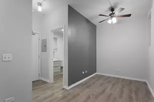 4875 N Magnolia Ave, Chicago, IL 60640 - Photo 4