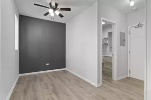 4875 N Magnolia Ave, Chicago, IL 60640 - Photo 4