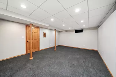 540 N Beck Road, Lindenhurst, IL 60046 - Photo 36