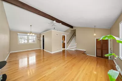 540 N Beck Road, Lindenhurst, IL 60046 - Photo 10