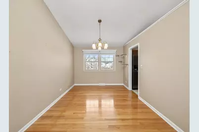 540 N Beck Road, Lindenhurst, IL 60046 - Photo 12