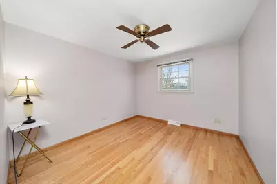 540 N Beck Road, Lindenhurst, IL 60046 - Photo 24