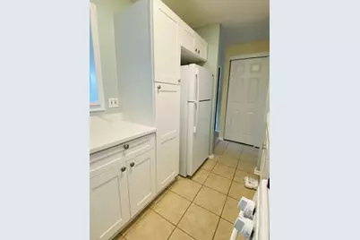 1217 S Old Wilke Road #11-406, Arlington Heights, IL 60005 - Photo 10