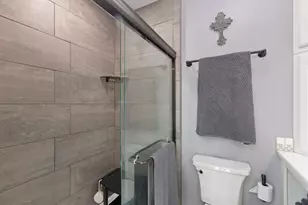 155 Lee Ann Ln, Woodstock, IL 60098 - Photo 2