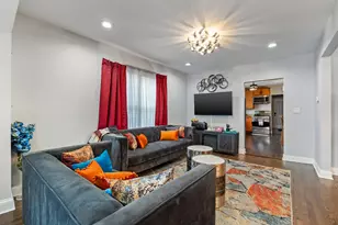 608 Morris Ave, Bellwood, IL 60104 - Photo 6