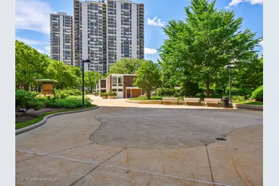 1360 N Sandburg Terrace #1807C, Chicago, IL 60610 - Photo 34
