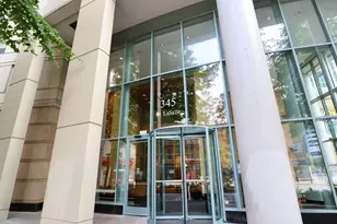 345 N La Salle Dr, Chicago, IL 60654 - Photo 2