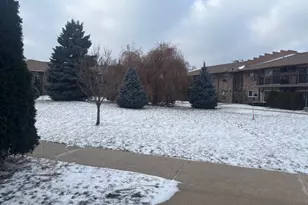 806 E Old Willow Rd, Prospect Heights, IL 60070 - Photo 18