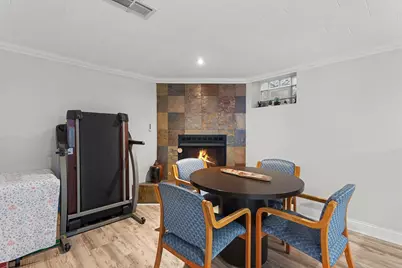 9417 Lawler Avenue, Skokie, IL 60077 - Photo 24