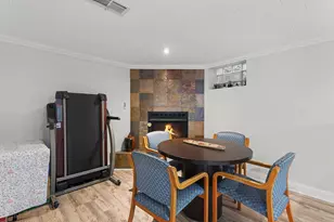 9417 Lawler Ave, Skokie, IL 60077 - Photo 24