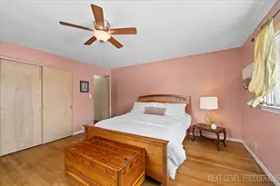 38W443 Sunset Dr, Saint Charles, IL 60175 - Photo 16