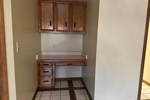 2726 Seiler Dr, Naperville, IL 60565 - Photo 8