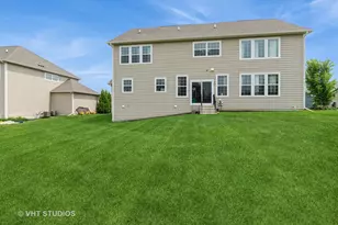 1 Sherman Ct, Hawthorn Woods, IL 60047 - Photo 32
