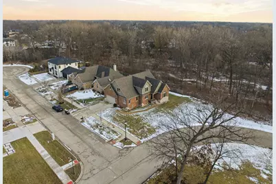 388 Preserve Lane, Wood Dale, IL 60191 - Photo 2