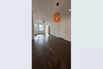 [Address not provided], Chicago, IL 60651 - Photo 6
