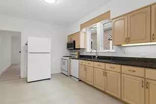 5845 W Ainslie St, Chicago, IL 60630 - Photo 4