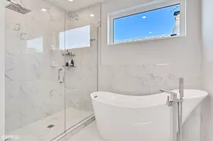1920 S Shelby Ct, Chicago, IL 60608 - Photo 32