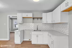 338 Indianwood Dr, Park Forest, IL 60466 - Photo 10