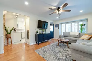 231 Burton St, Grayslake, IL 60030 - Photo 4