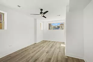 8207 S Clyde Ave, Chicago, IL 60617 - Photo 24