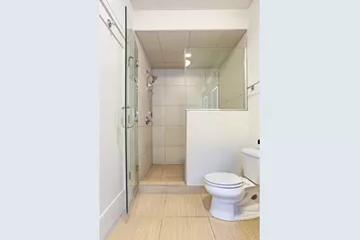 2100 Greenwood Street #204, Evanston, IL 60201 - Photo 10