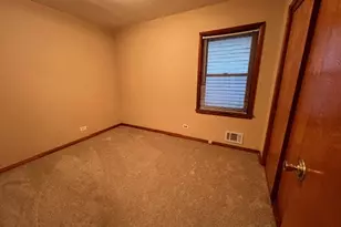 3704 S 53rd Ave, Cicero, IL 60804 - Photo 10