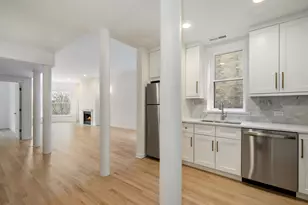 4609 N Beacon St, Chicago, IL 60640 - Photo 4