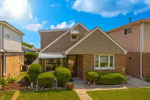 1531 N 24th Ave, Melrose Park, IL 60160 - Photo 1