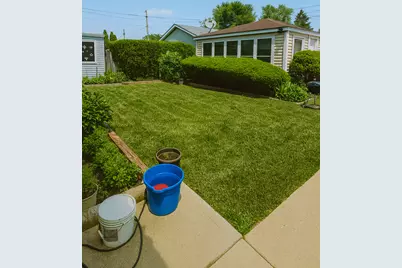 1531 N 24th Avenue, Melrose Park, IL 60160 - Photo 4