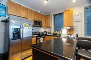 2645 W Haddon Ave, Chicago, IL 60622 - Photo 2