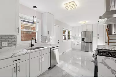 8444 Drake Avenue, Skokie, IL 60076 - Photo 4