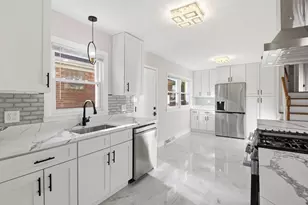 8444 Drake Ave, Skokie, IL 60076 - Photo 4