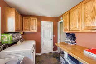 19W720 Woodland Ave, Addison, IL 60101 - Photo 14