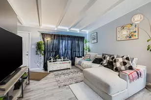 19W720 Woodland Ave, Addison, IL 60101 - Photo 4