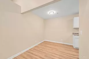 21W581 North Ave, Lombard, IL 60148 - Photo 6