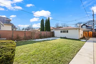 5846 N Rockwell St, Chicago, IL 60659 - Photo 24