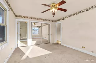 425 Carriage Hill Rd, Naperville, IL 60565 - Photo 14