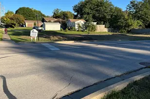 6303 Carpenter St, Downers Grove, IL 60516 - Photo 1