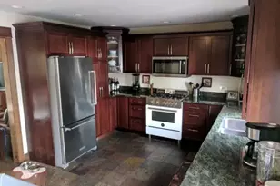 754 S Spring Rd, Elmhurst, IL 60126 - Photo 2