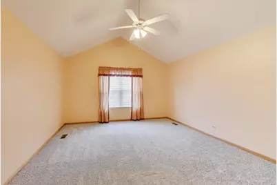 143 Canterbury Court #143, Bloomingdale, IL 60108 - Photo 10