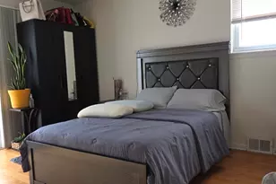 249 Wheeling Ave, Wheeling, IL 60090 - Photo 8