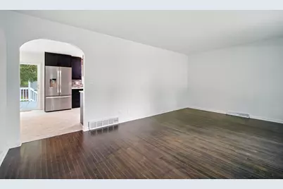 422 Damen Street, Marengo, IL 60152 - Photo 30