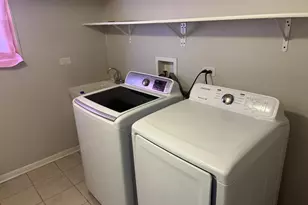 982 Hastings Ln, Hanover Park, IL 60133 - Photo 20