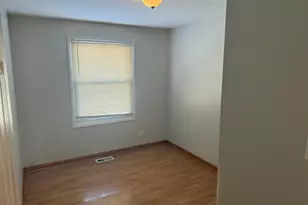 982 Hastings Ln, Hanover Park, IL 60133 - Photo 6