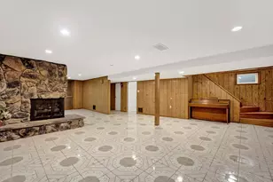 9410 Lawler Ave, Skokie, IL 60077 - Photo 24