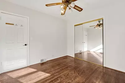 9410 Lawler Avenue, Skokie, IL 60077 - Photo 12